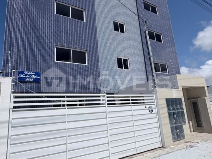 Apartamento no Edifício Mar de Atafona em Mangabeira com 2 quartos e suíte